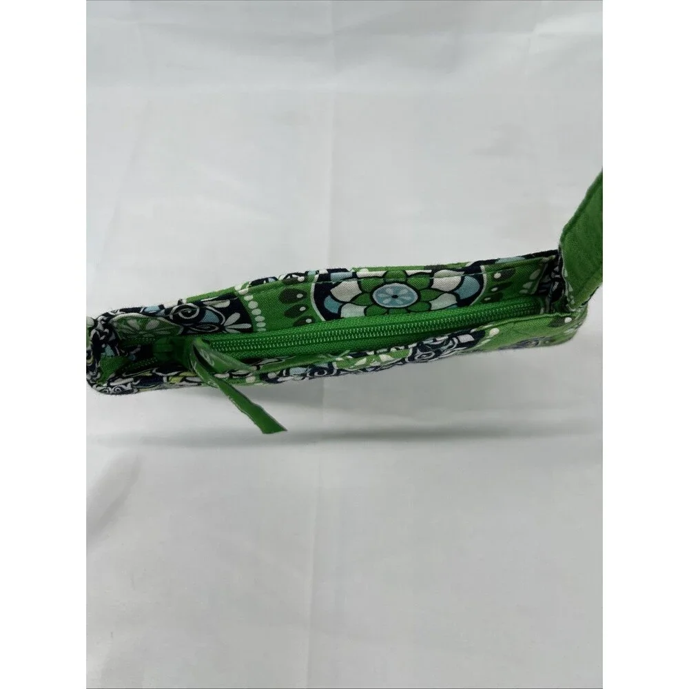 Vera Bradley Retired Hannah Handbag in Cupcakes Green Blue Pleated Small